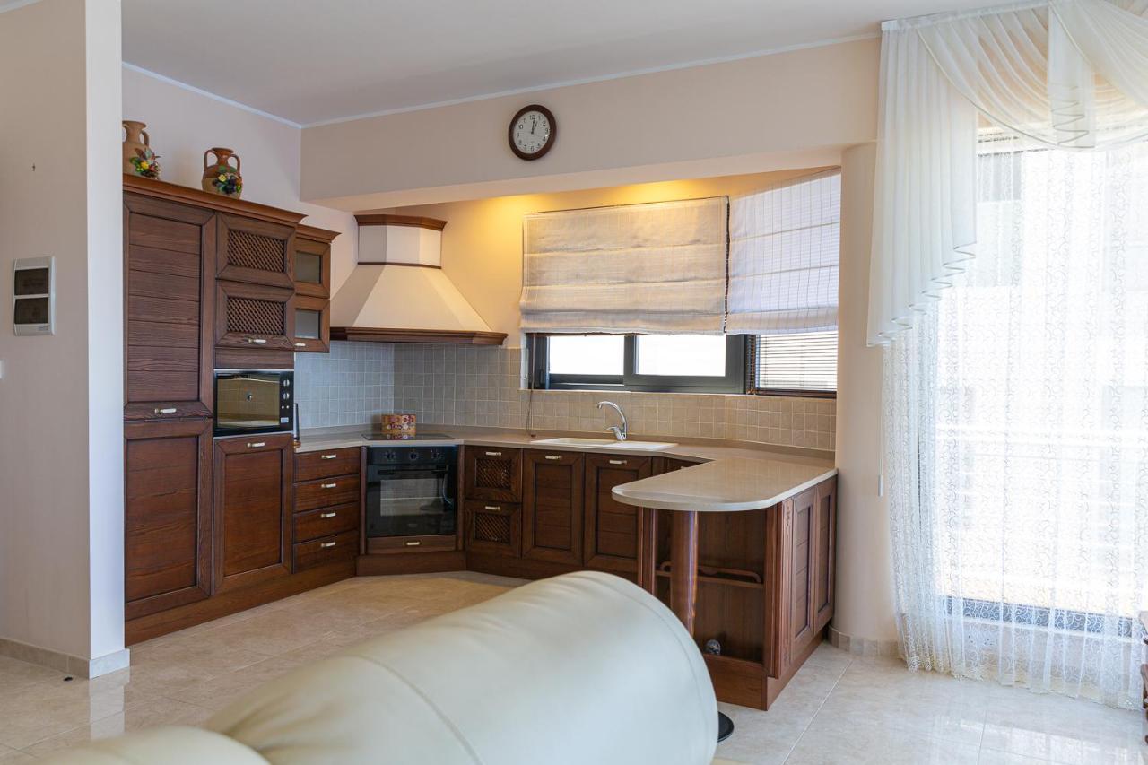 Beautiful Sea View Apartment Sliema Exteriör bild
